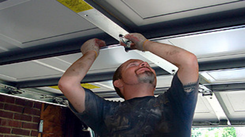 The Benefits of Overhead Garage Doors in Lincoln, NE