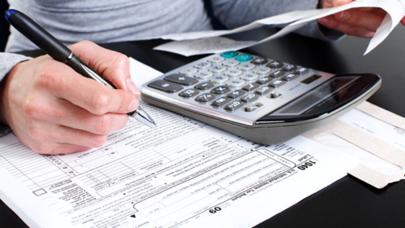 Why Hiring A Professional For Business Accounting Is One Of The Best Moves Small Business Owners Can Make