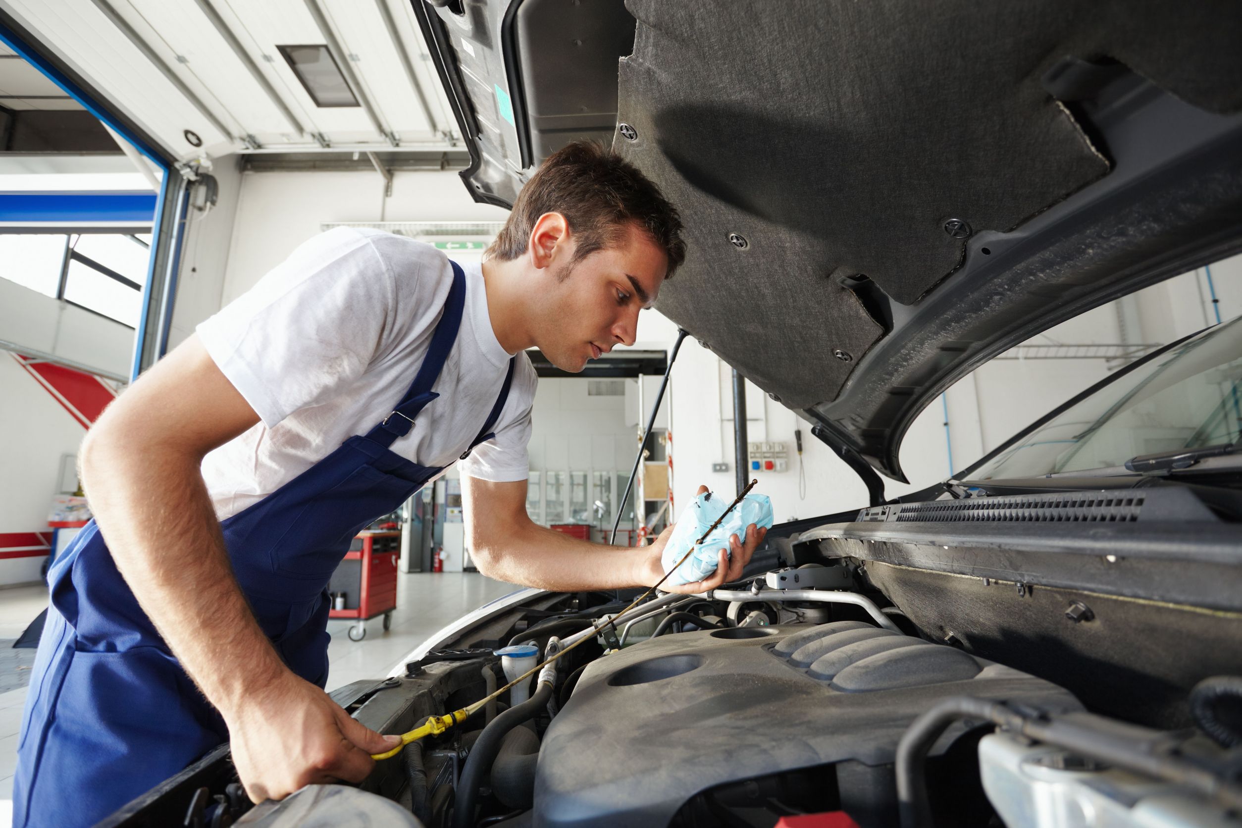 Auto Collision in Newport News, VA- Getting Your Car Repaired