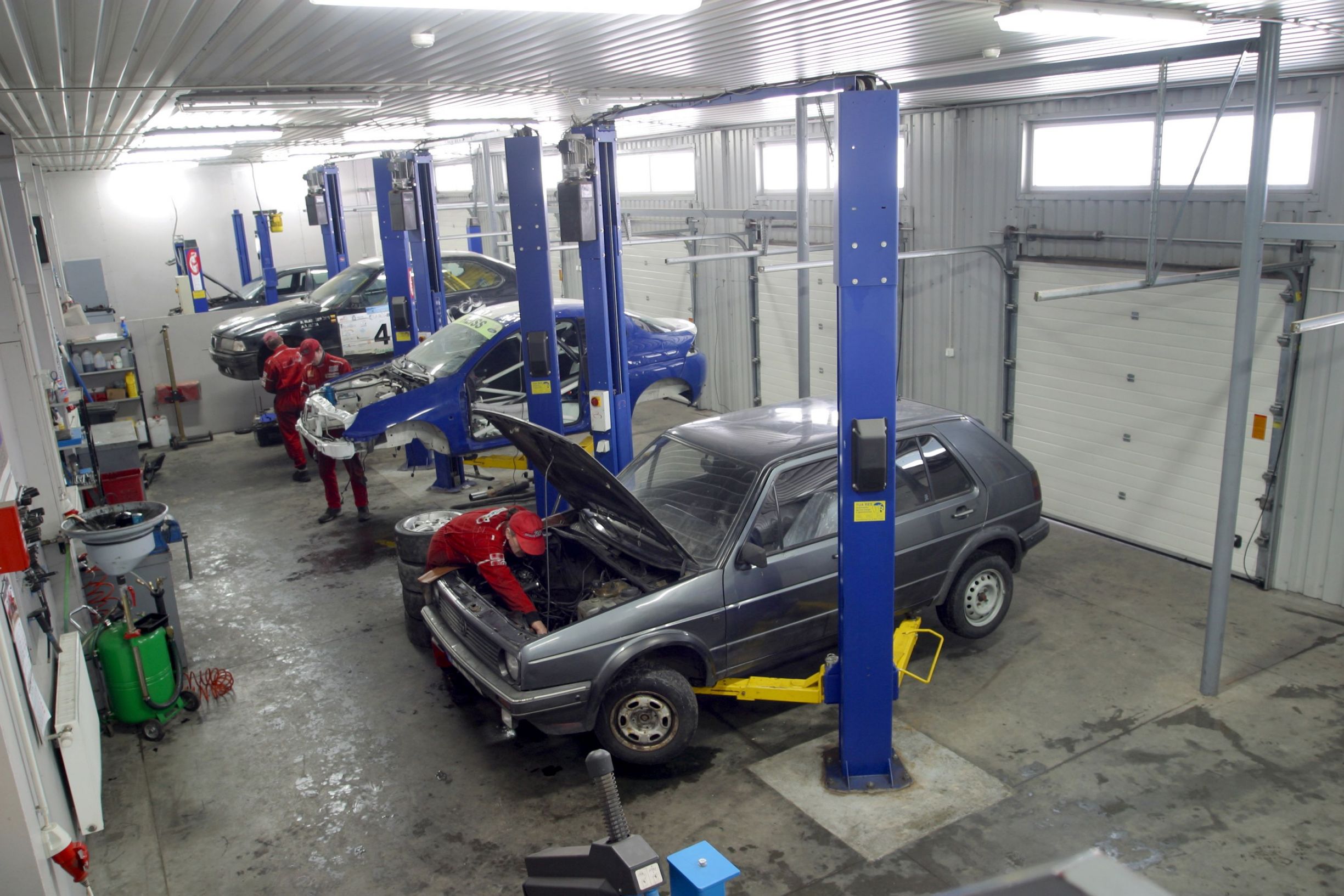 Choosing the Right Auto Body Shop in Johnson County