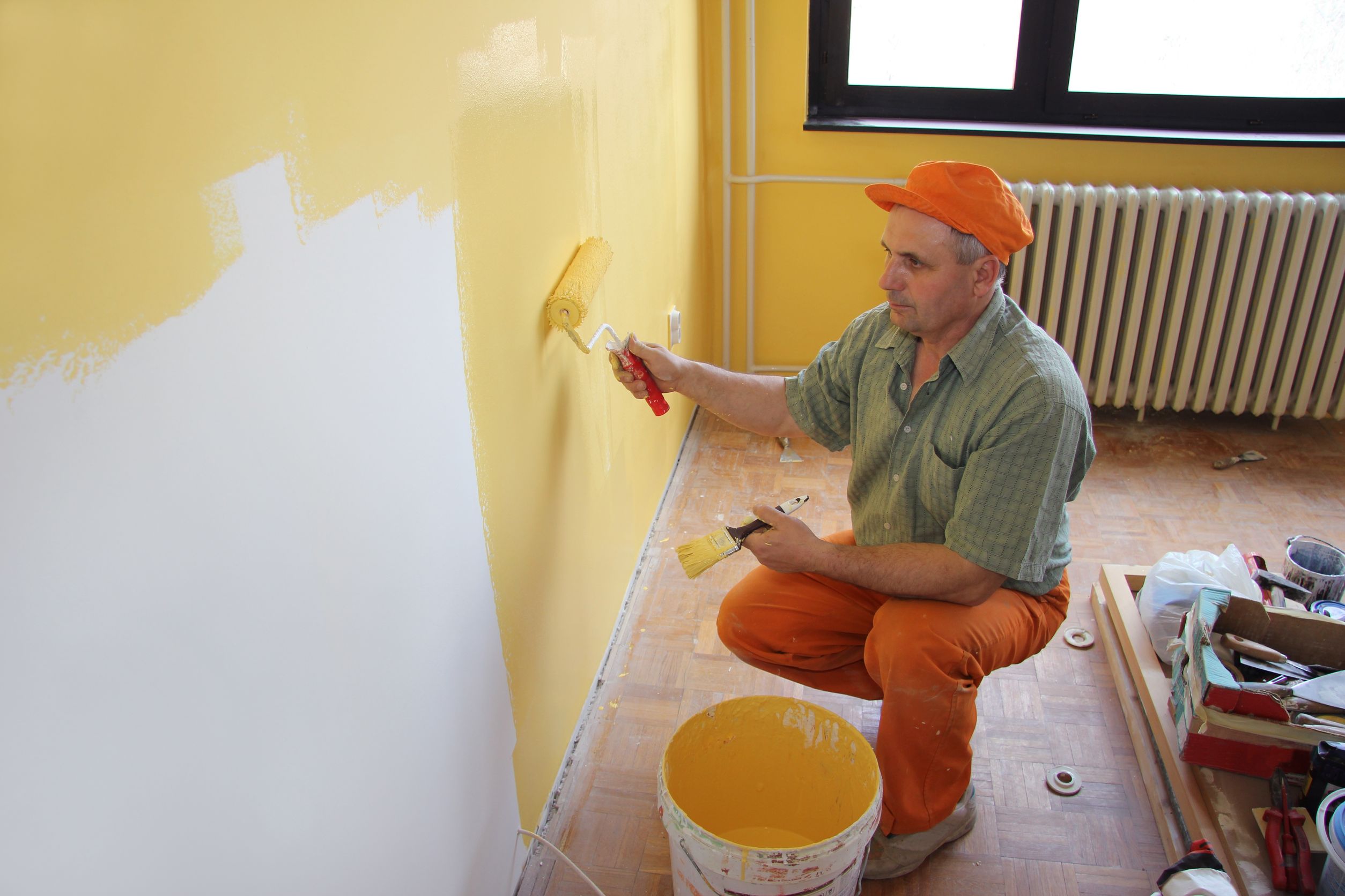 How to Choose the Right Interior Paint Color