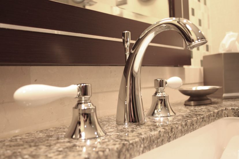 Workers With a Plumbing Service in Findlay Ohio Become Accustomed to Customers With Multiple Bathrooms