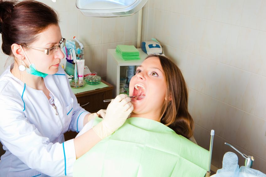 Find The Right Periodontist To Treat Your Gums