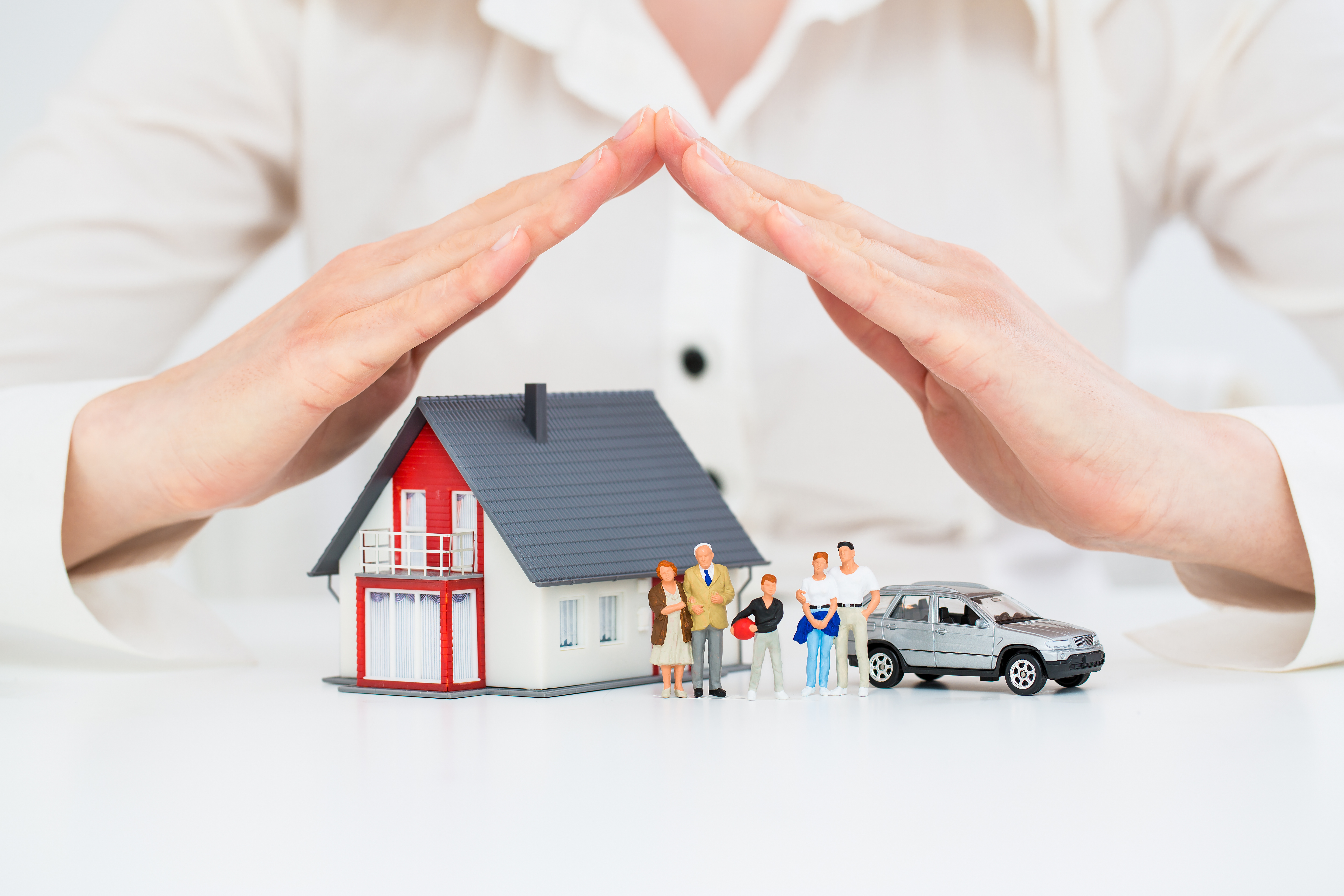 To Save Money on the Best Home and Auto Insurance, Get It in Illinois